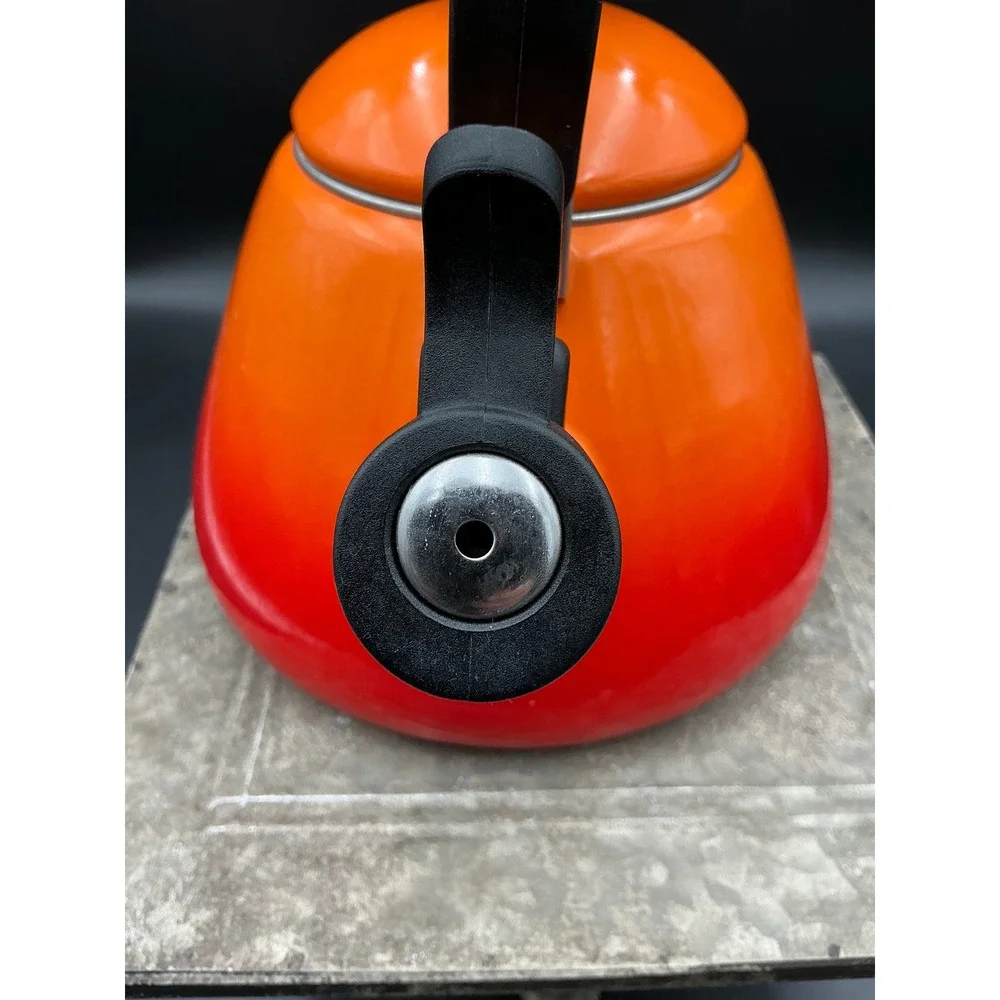 Le Creuset Zen Whistling Tea Kettle Flame Orange Enamel on Steel Stovetop 1.6qt